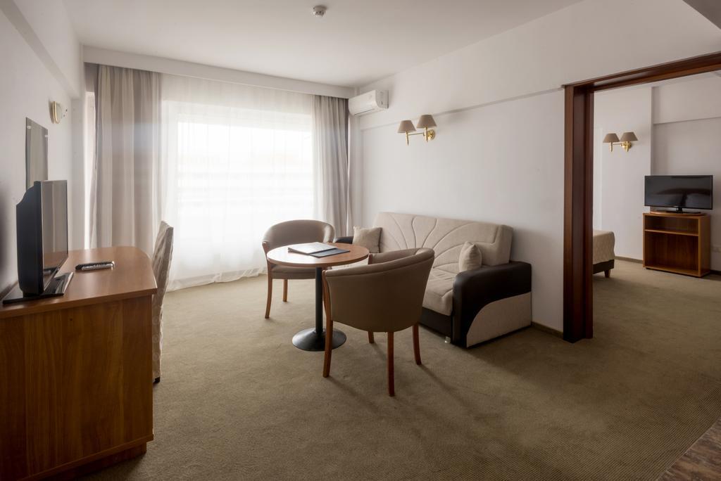 Savoy Hotel Mamaia Exterior foto
