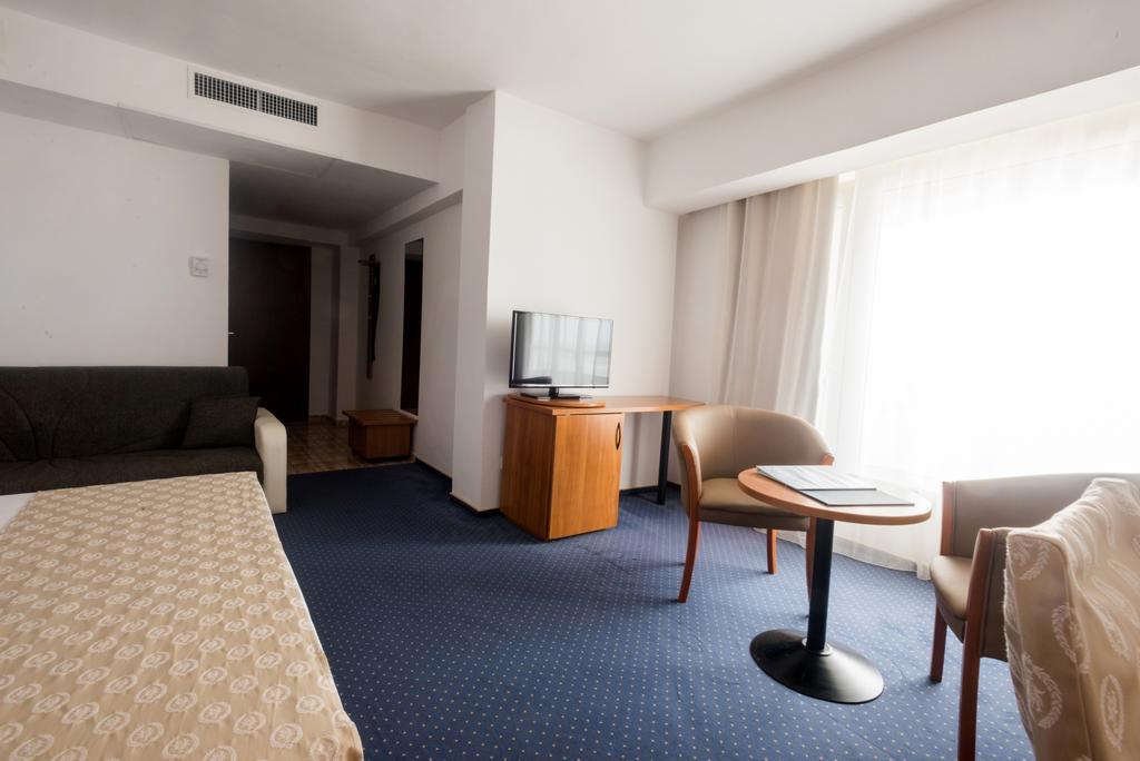 Savoy Hotel Mamaia Exterior foto