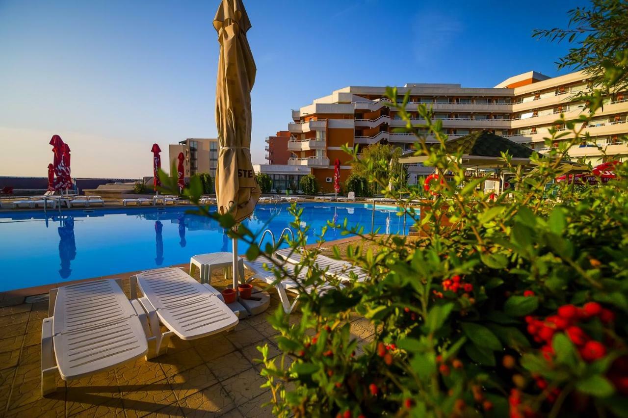 Savoy Hotel Mamaia Exterior foto